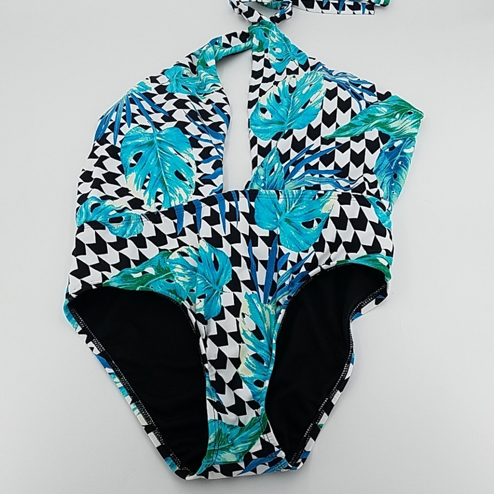 NWT Gianni Bini Tropical Wrap Plunge One Piece - Picture 5 of 7
